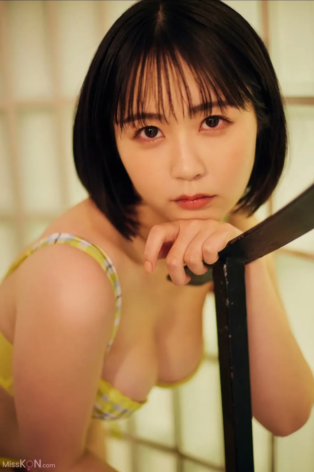 [JP] Yuki Yomichi (夜道雪): FRIDAYデジタル写真集 ぎゅーってしよ (159 photos)