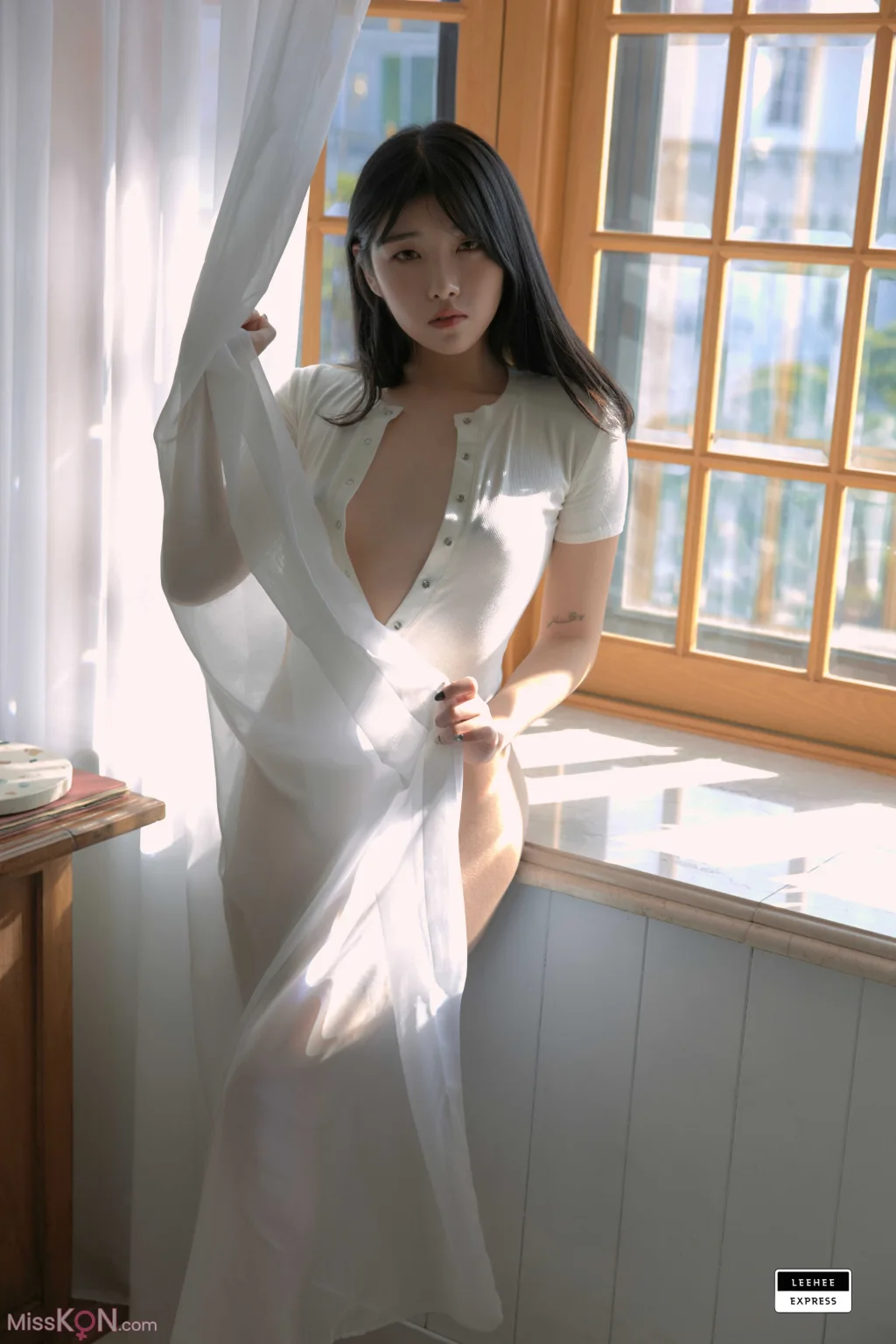 [LE] LEBE-080: Sonson (손손) (49 photos)