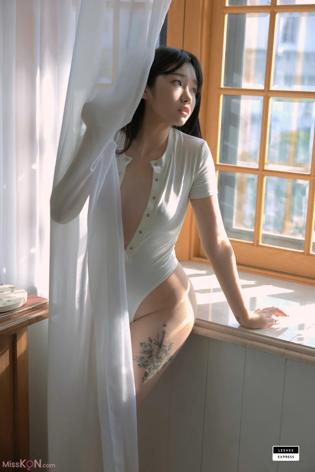 [LE] LEBE-080: Sonson (손손) (49 photos)