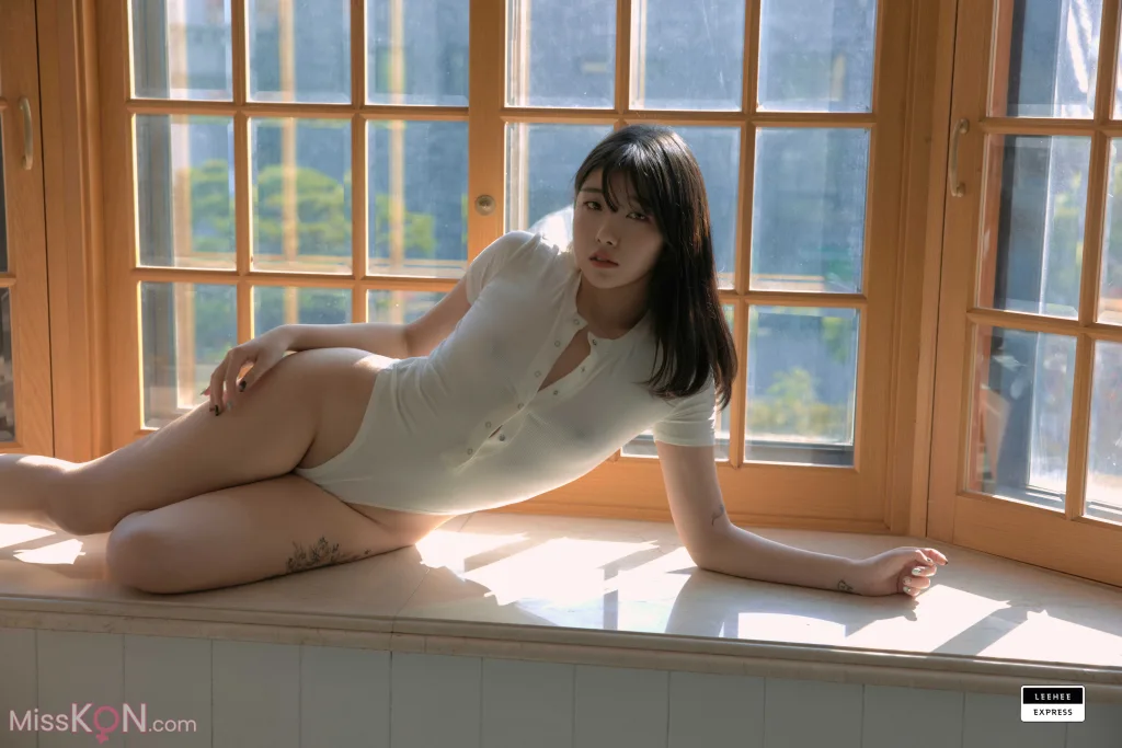 [LE] LEBE-080: Sonson (손손) (49 photos)