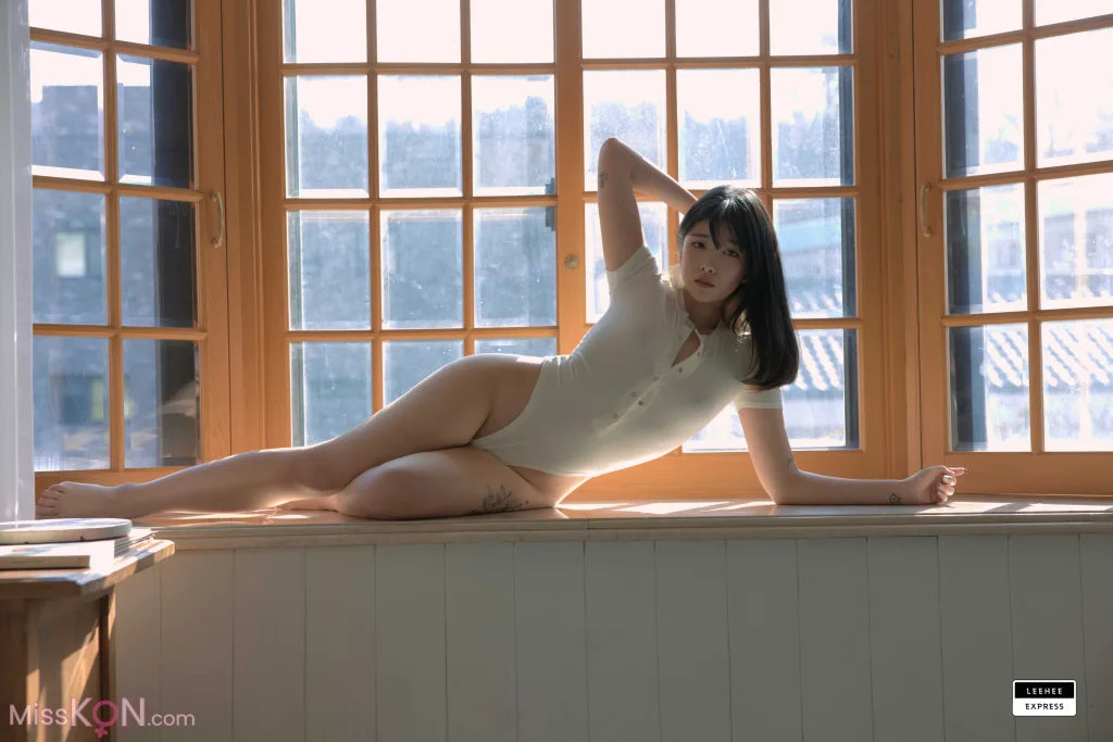 [LE] LEBE-080: Sonson (손손) (49 photos)