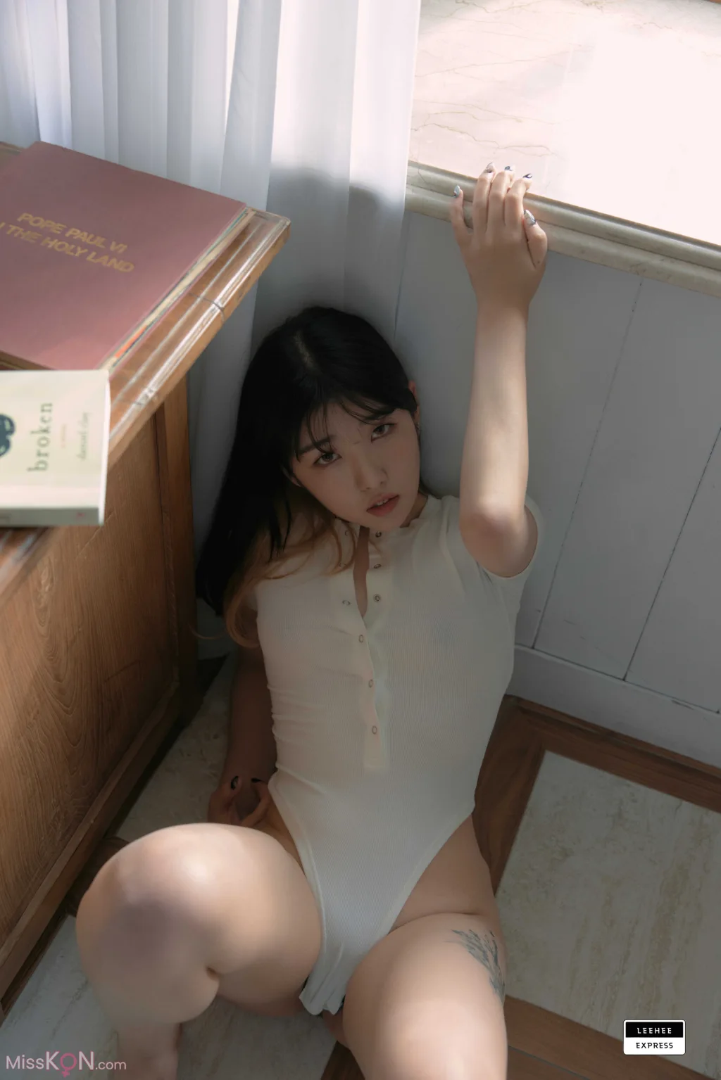 [LE] LEBE-080: Sonson (손손) (49 photos) – Page 4