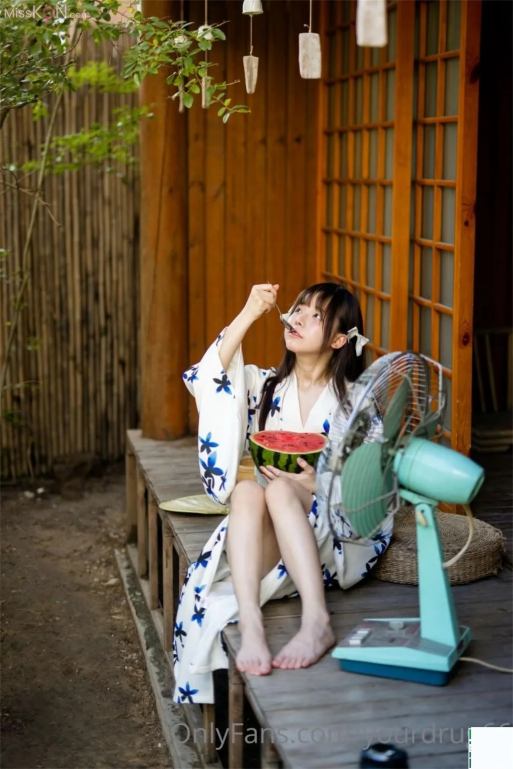 Coser@六味帝皇酱: 夏日和服 (71 photos)