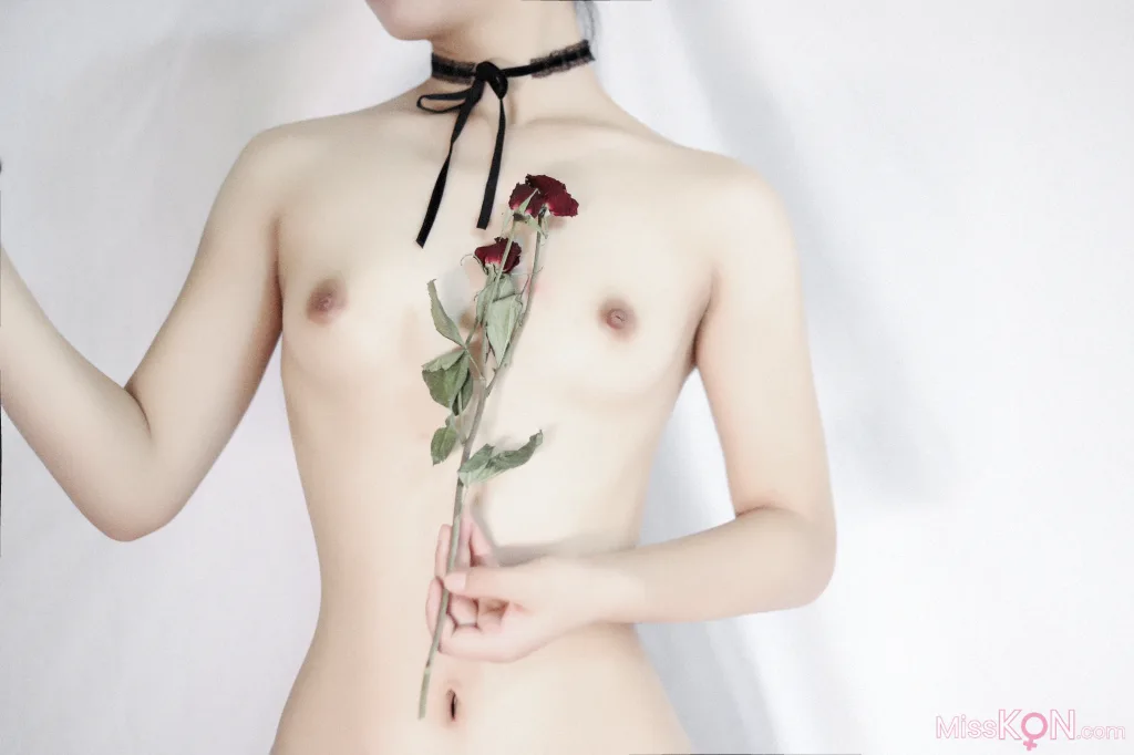 Coser@洛美: OL与花 (43 photos + 3 videos)