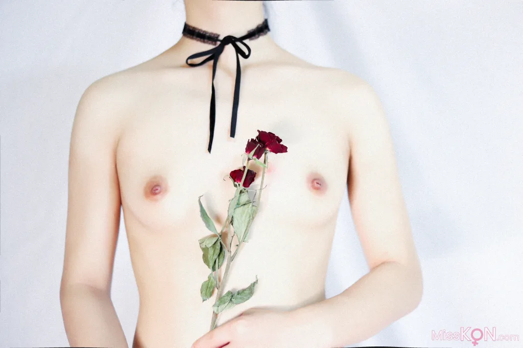 Coser@洛美: OL与花 (43 photos + 3 videos)