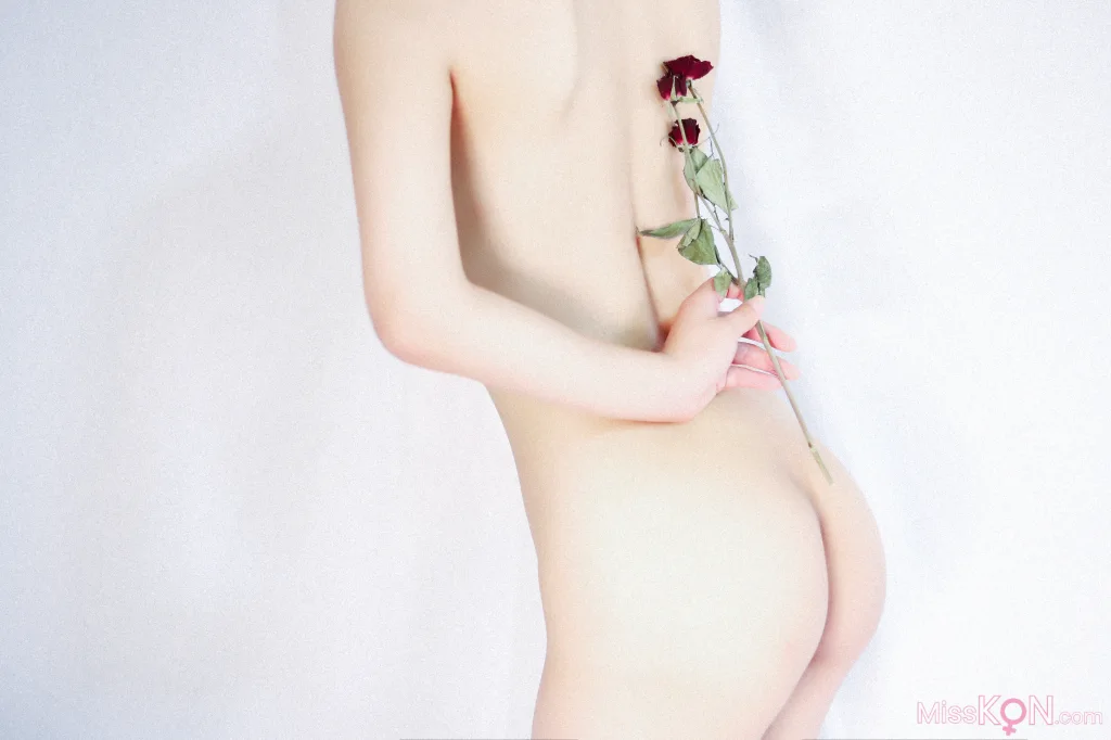 Coser@洛美: OL与花 (43 photos + 3 videos)