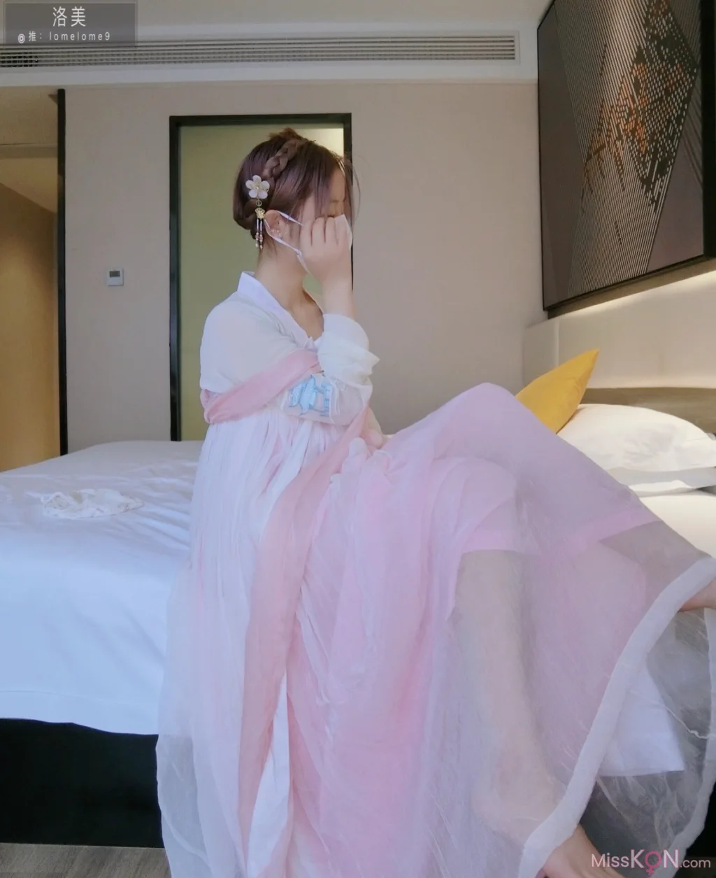 Coser@洛美: 新汉服 (22 photos + 1 video)