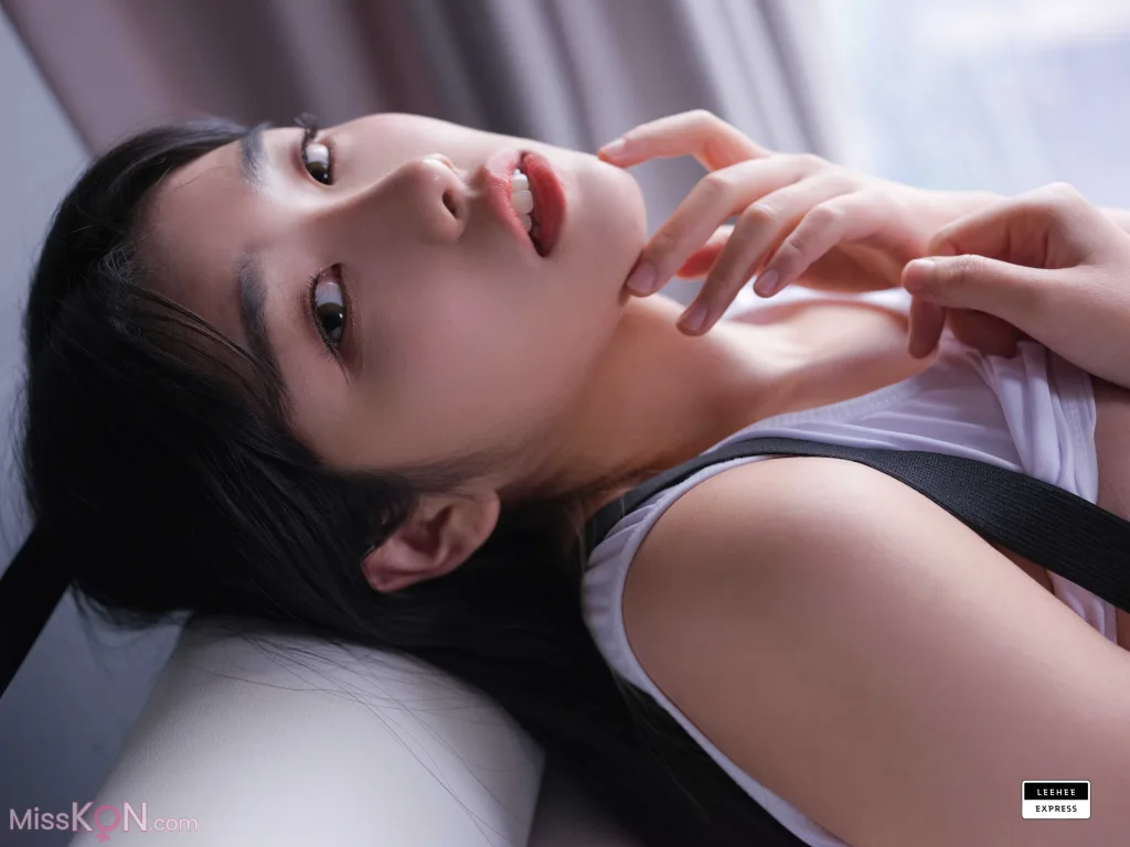 [LE] LEBE-128: Sonson (손손) (57 photos)