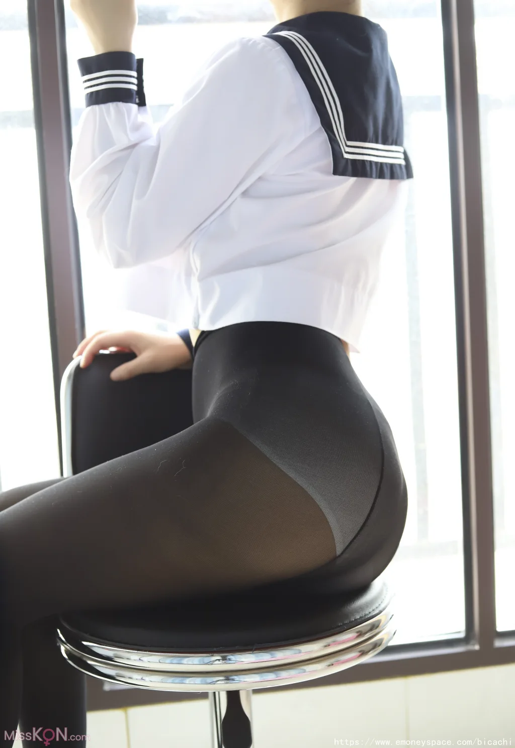 Coser@洛美: 黑丝袜 (29 photos)