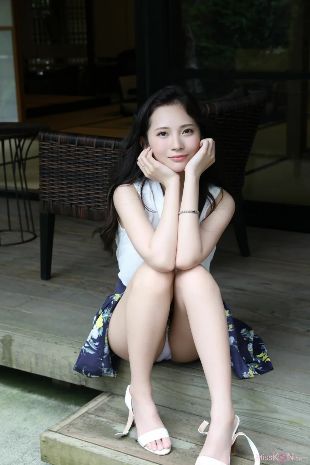 [JP] Miho Machiyama (街山みほ): FRIDAYデジタル写真集 現役慶應大学生美女 「秘宿／潮騒」１２０カット完全版 (148 photos) – Page 3