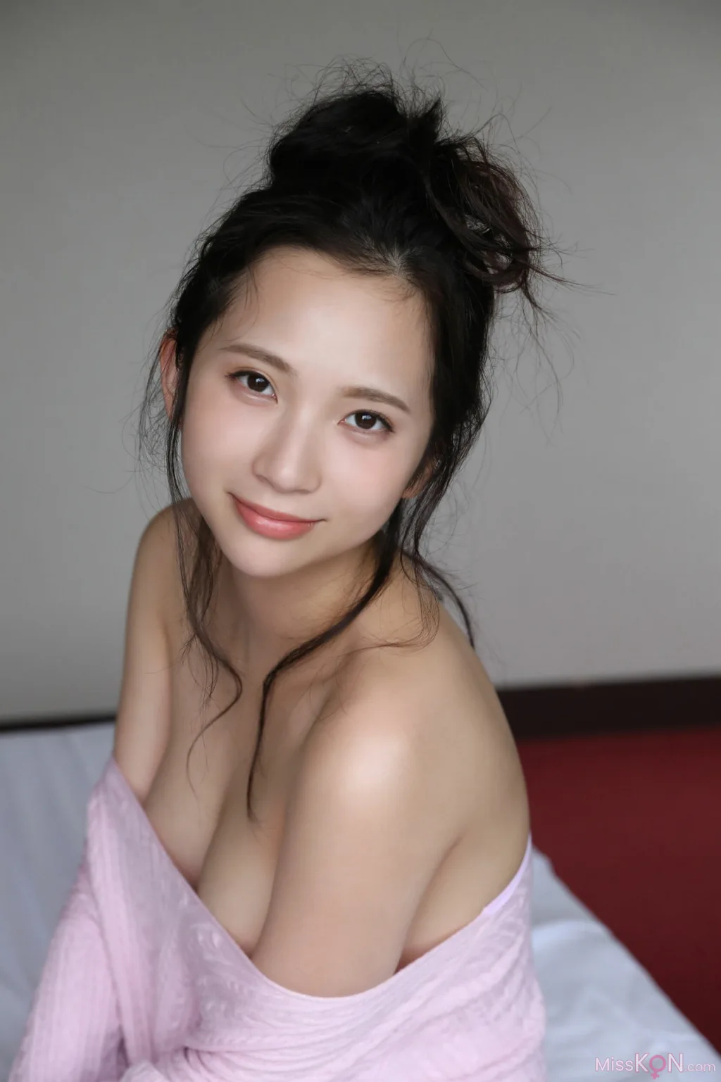 [JP] Miho Machiyama (街山みほ): FRIDAYデジタル写真集 現役慶應大学生美女 「潮騒」 (73 photos)