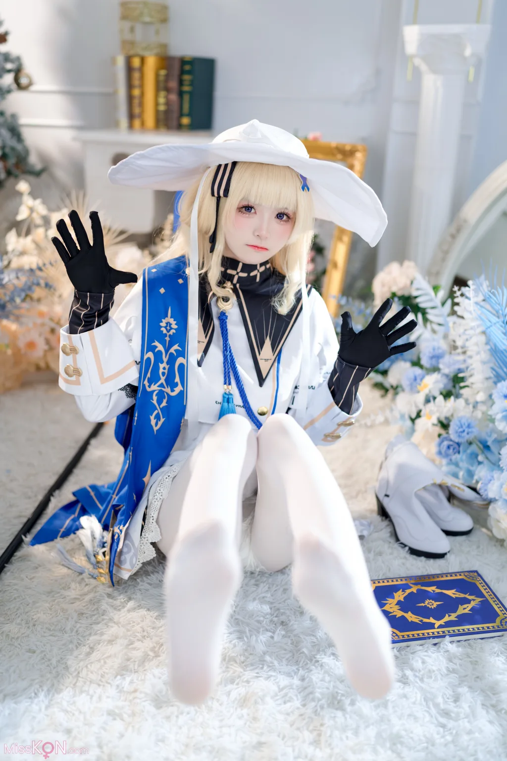 Coser@九柒喵: Phoebe (43 photos)
