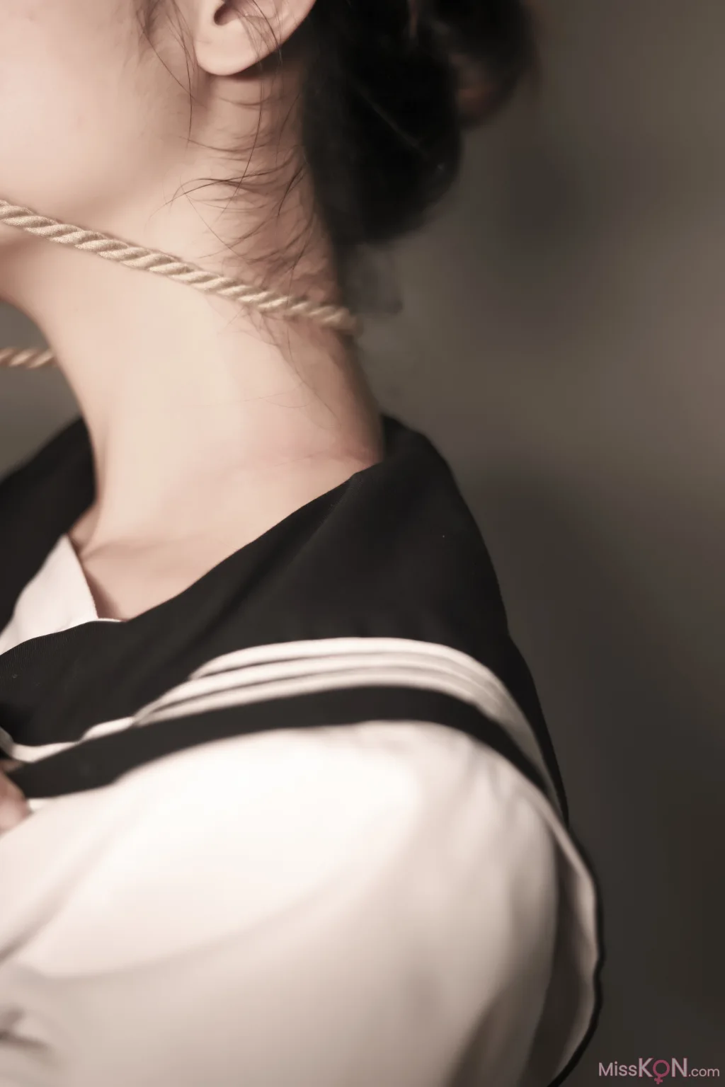 Coser@洛美: 捆绑Play (37 photos)