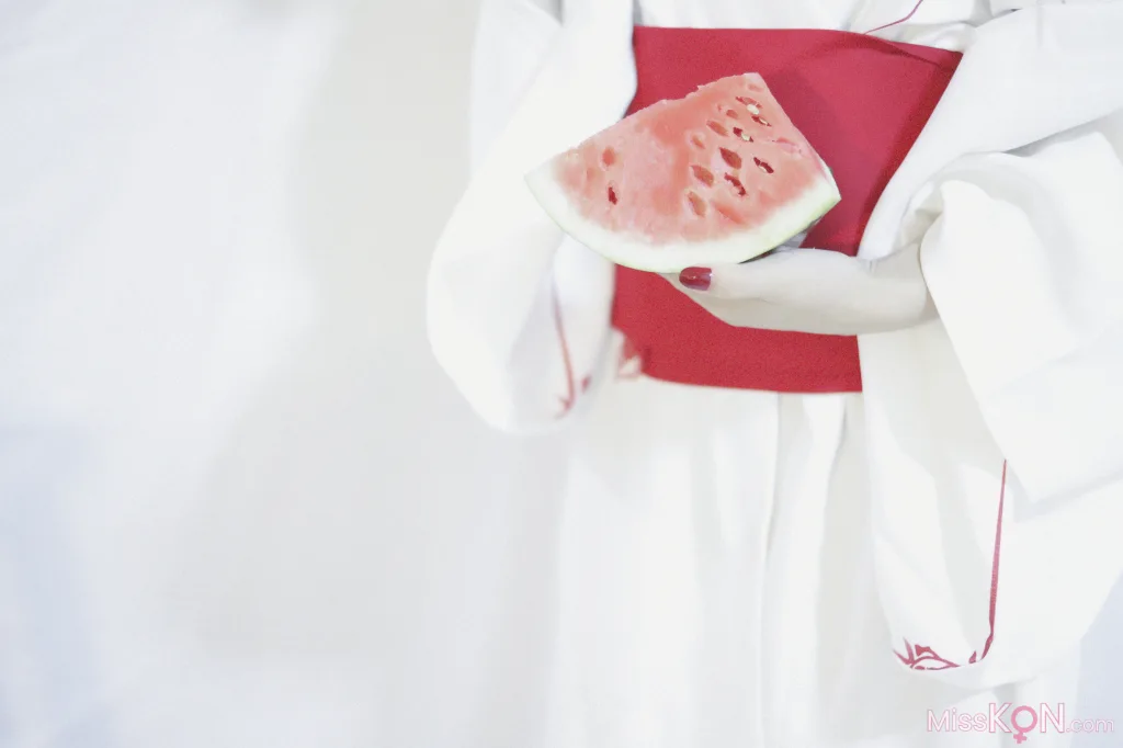 Coser@洛美: 捆绑Play (37 photos)