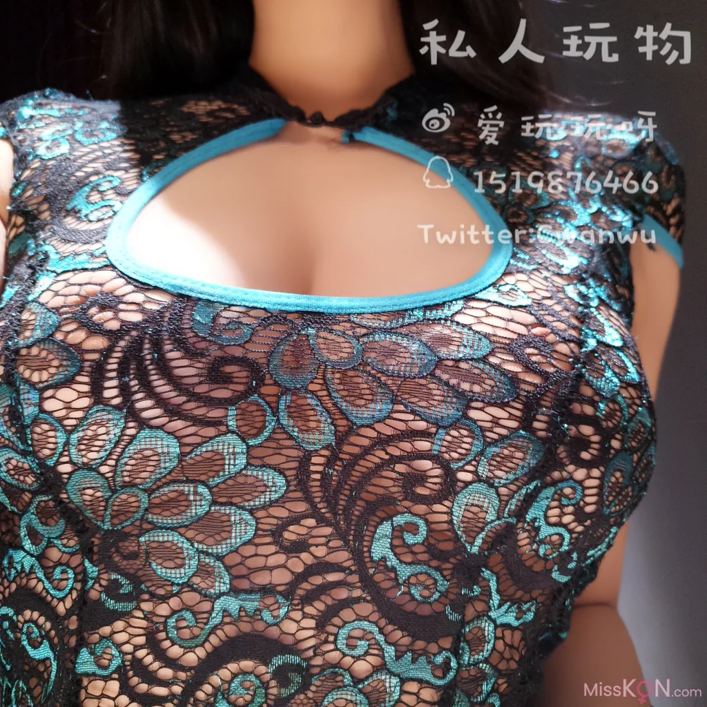 Coser@私人玩物: 旗袍黑丝 完整版 (36 photos + 5 videos)