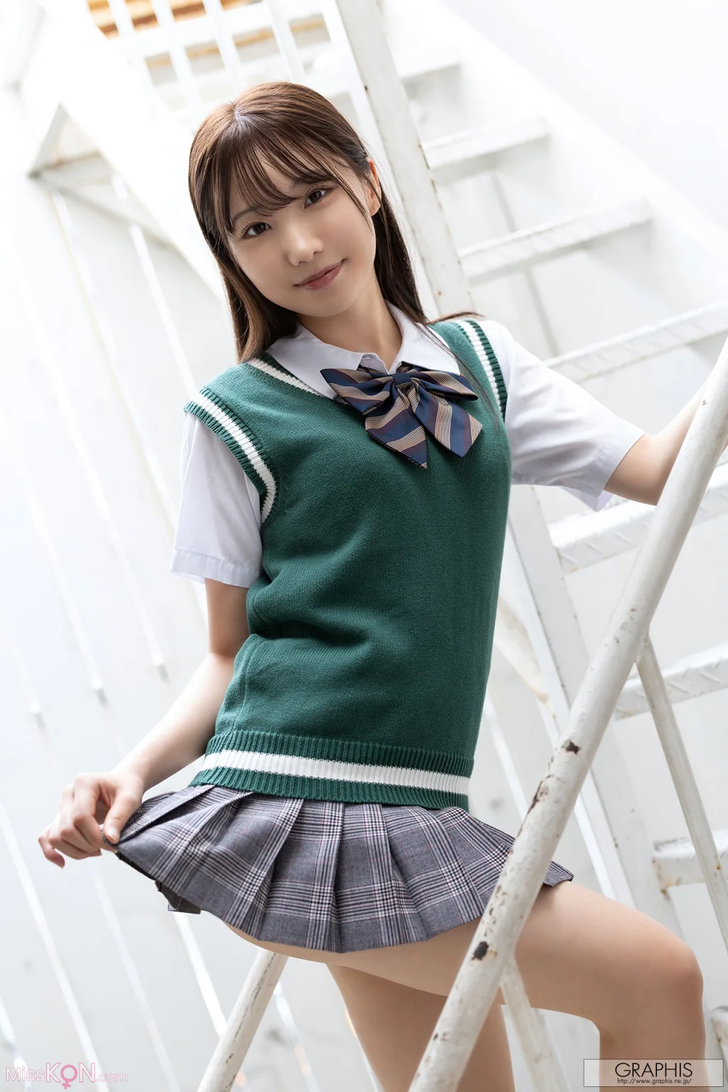 [JP] Eren Sora (絵恋空): [Graphis] Gals Be Yourself! Vol.3 (20 photos)