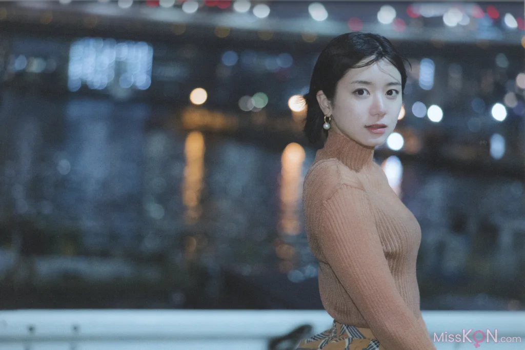 [JP] Momoka Onishi (大西桃香): 2023.09.30 AKB48 2nd写真集『桃の眺め方』 (122 photos) – Page 2