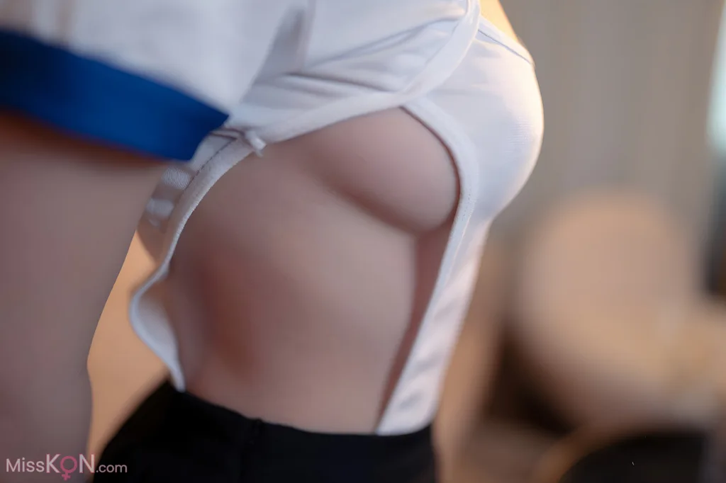 Coser@Bangni邦尼: 体操后 (82 photos + 10 videos)