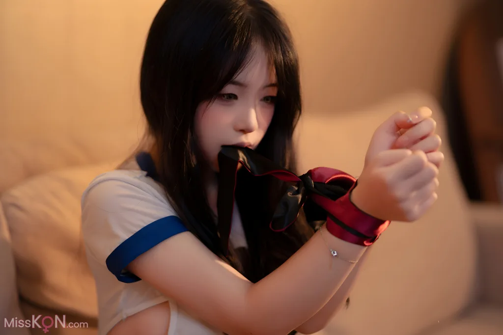Coser@Bangni邦尼: 体操后 (82 photos + 10 videos)