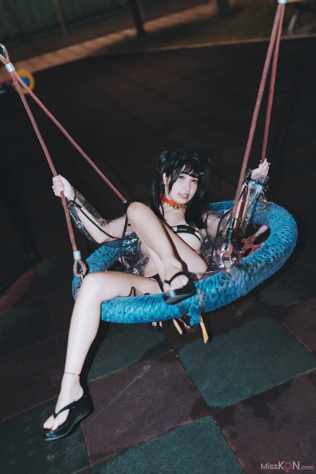 Coser@慕慕Momo: 溜雨衣貓貓 (48 photos)