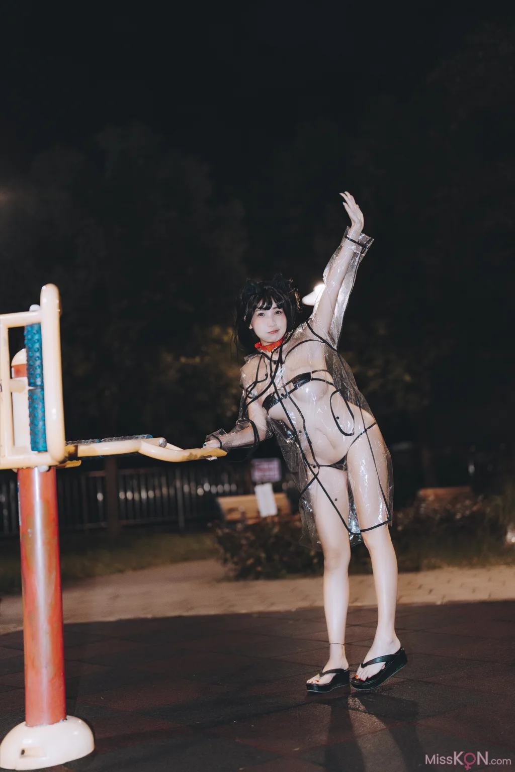 Coser@慕慕Momo: 溜雨衣貓貓 (48 photos) – Page 2