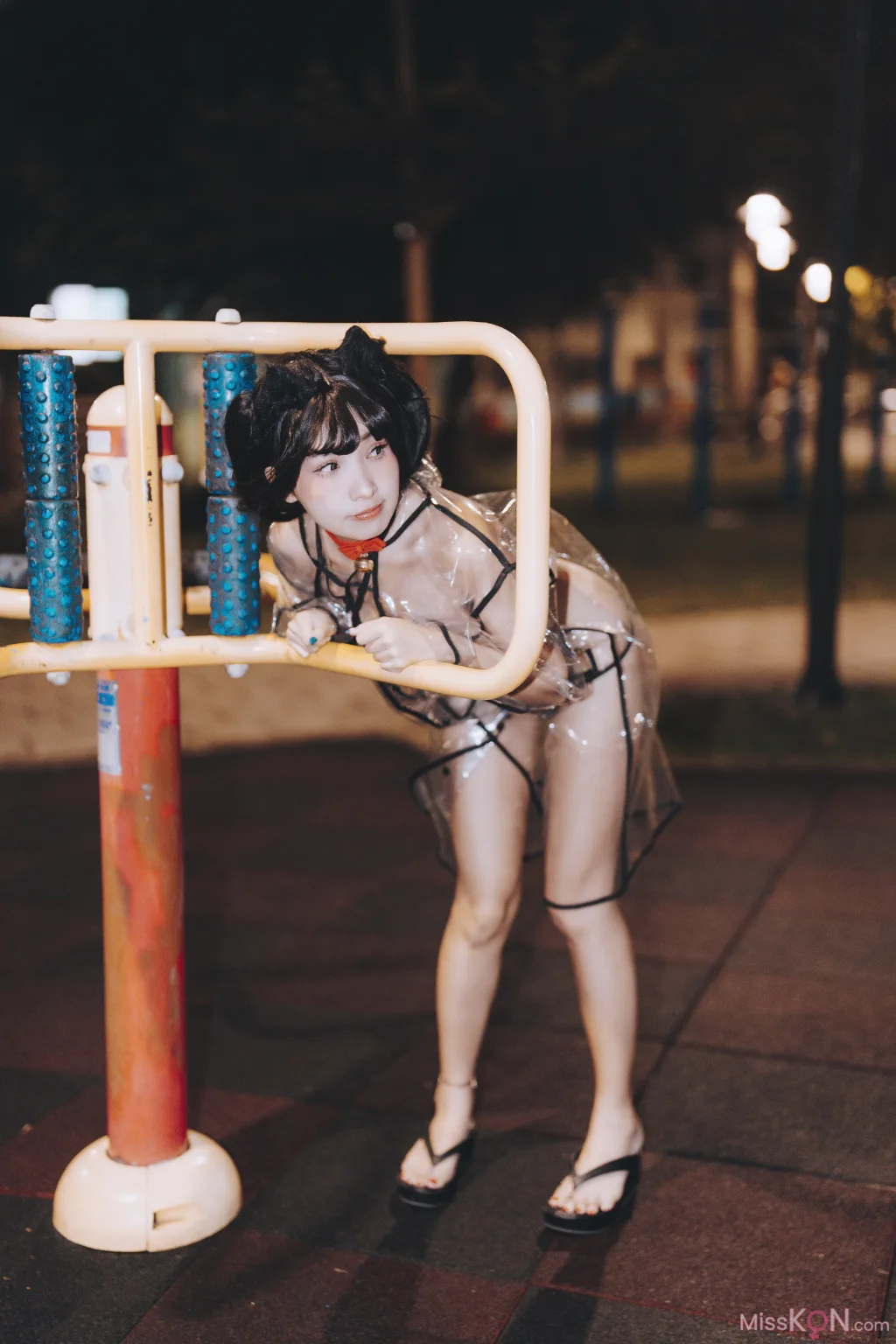 Coser@慕慕Momo: 溜雨衣貓貓 (48 photos) – Page 3