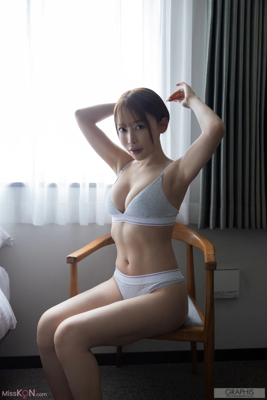 [JP] Nanase Alice (七瀬アリス): [Graphis] Spring Special 2 2025 Charismatic! Vol.8 (20 photos)