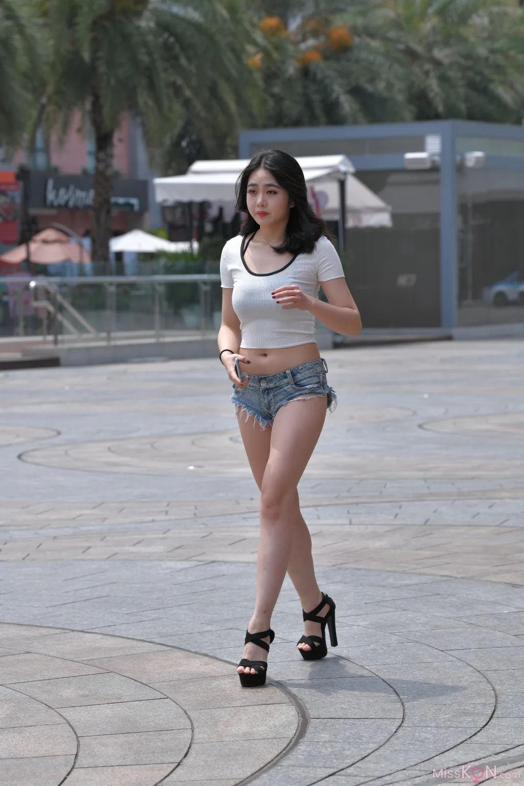 [精选街拍作品] MJ-013: 那个女孩 (507 photos + 4 videos)