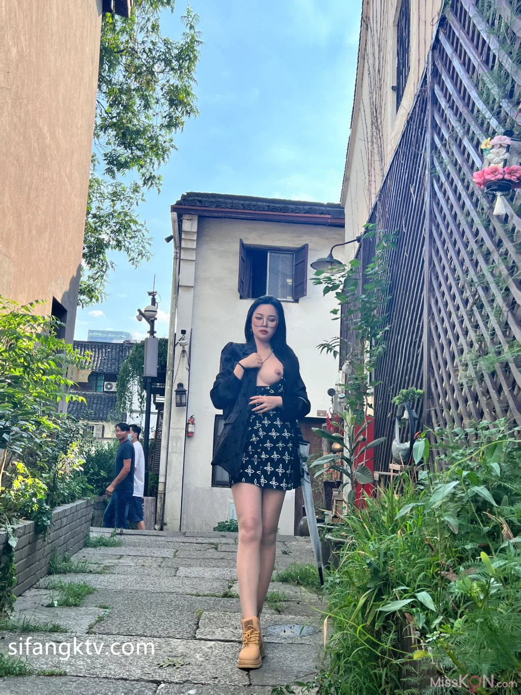 想入菲菲: X古风唯美情色摄影 约拍各色美模 (28 photos + 3 videos)