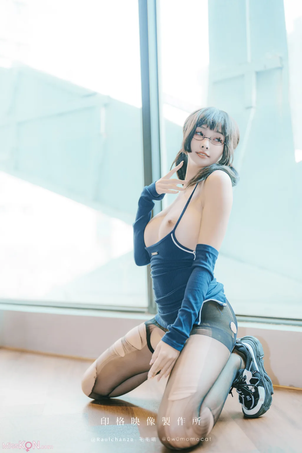 Coser@慕慕Momo: 密會球經 (46 photos)