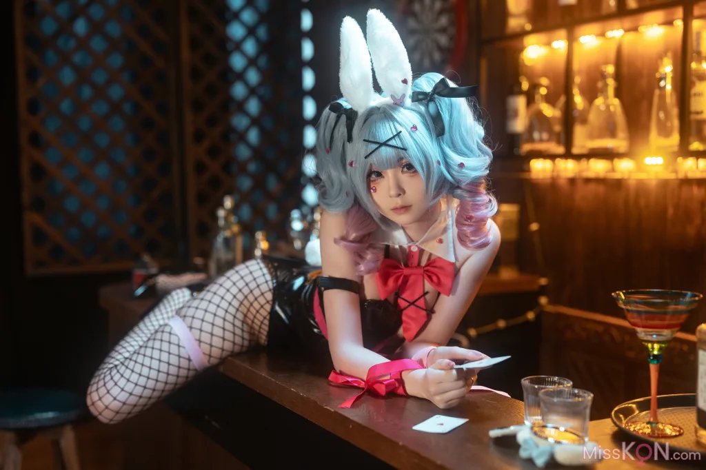 Coser@幼水铃衣: VOCALOID 初音未来 兔子洞 (80 photos)