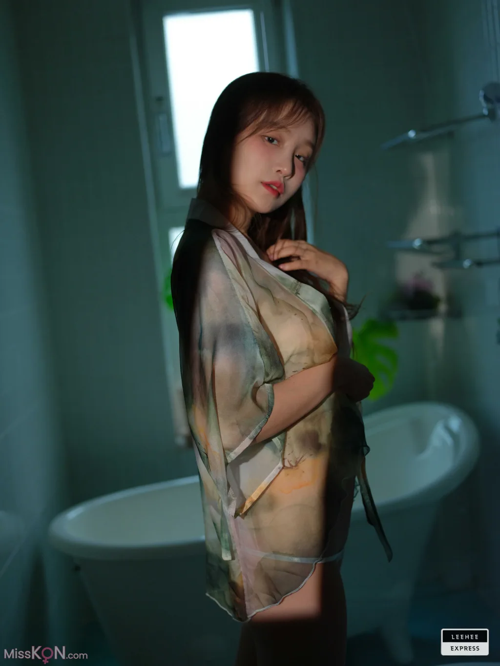 [LE] LEBE-155: Lee Snow (64 photos) – Page 3
