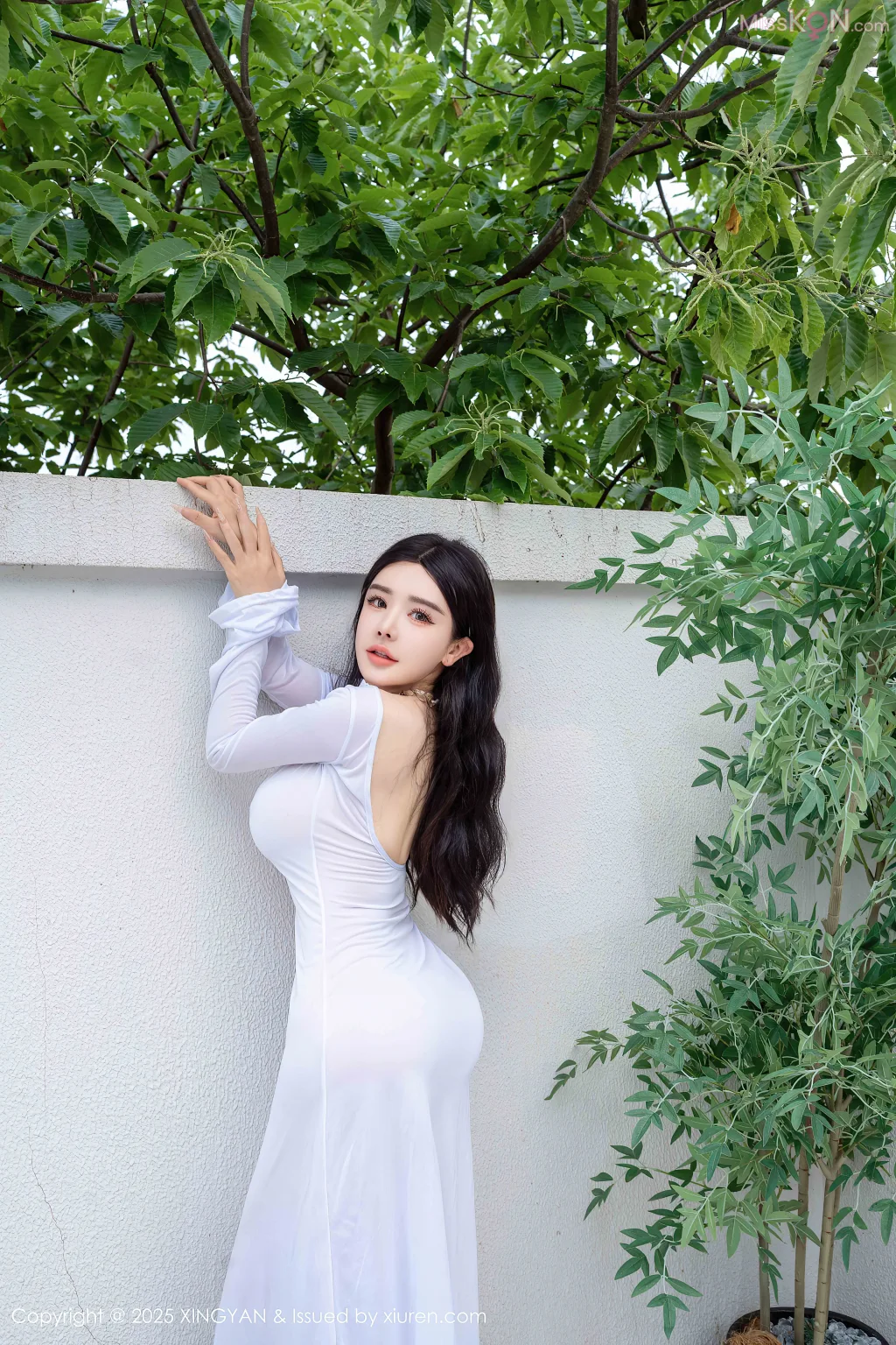 XingYan Vol.355: 潘思沁 (80 photos)