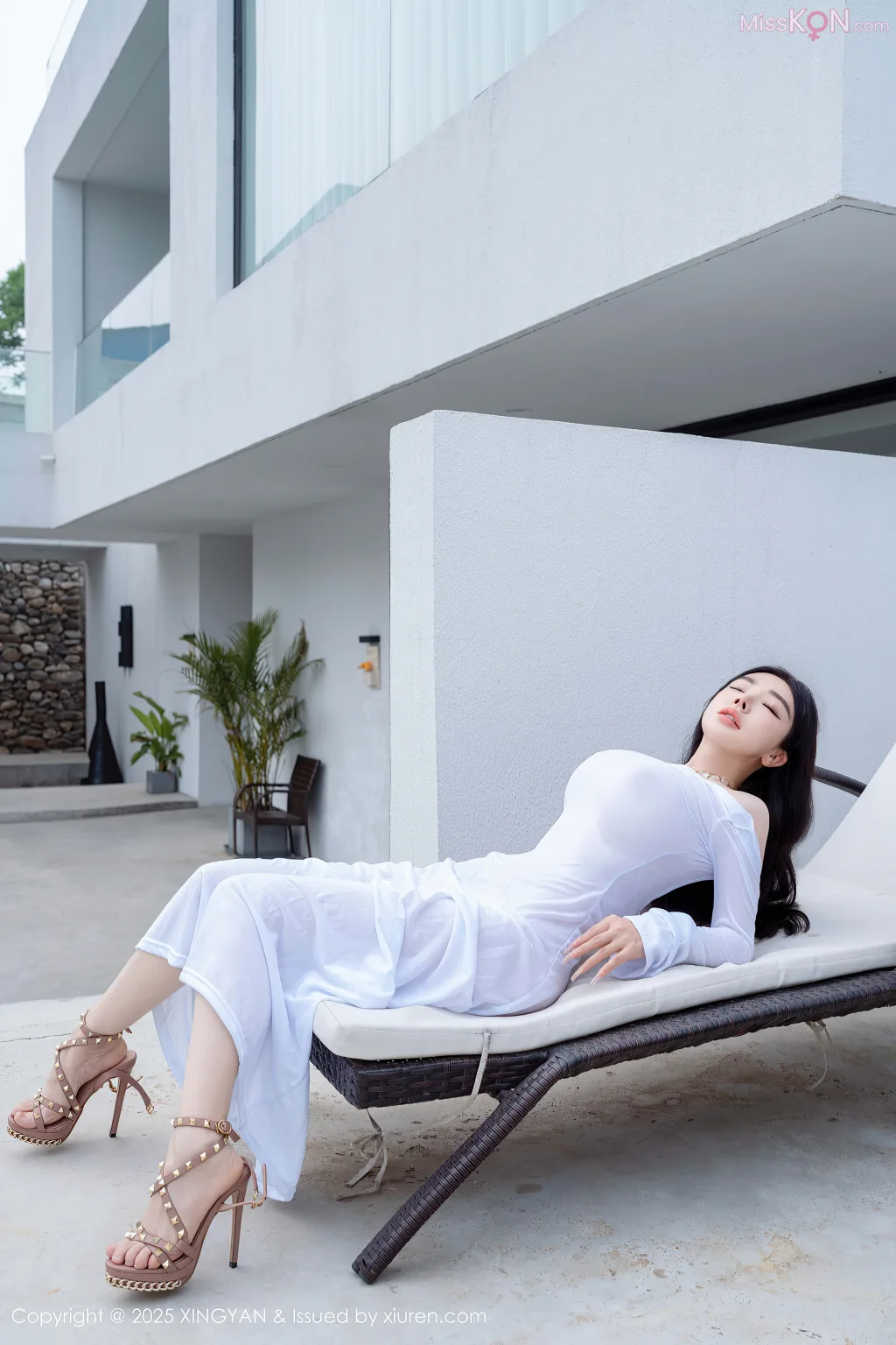 XingYan Vol.355: 潘思沁 (80 photos)