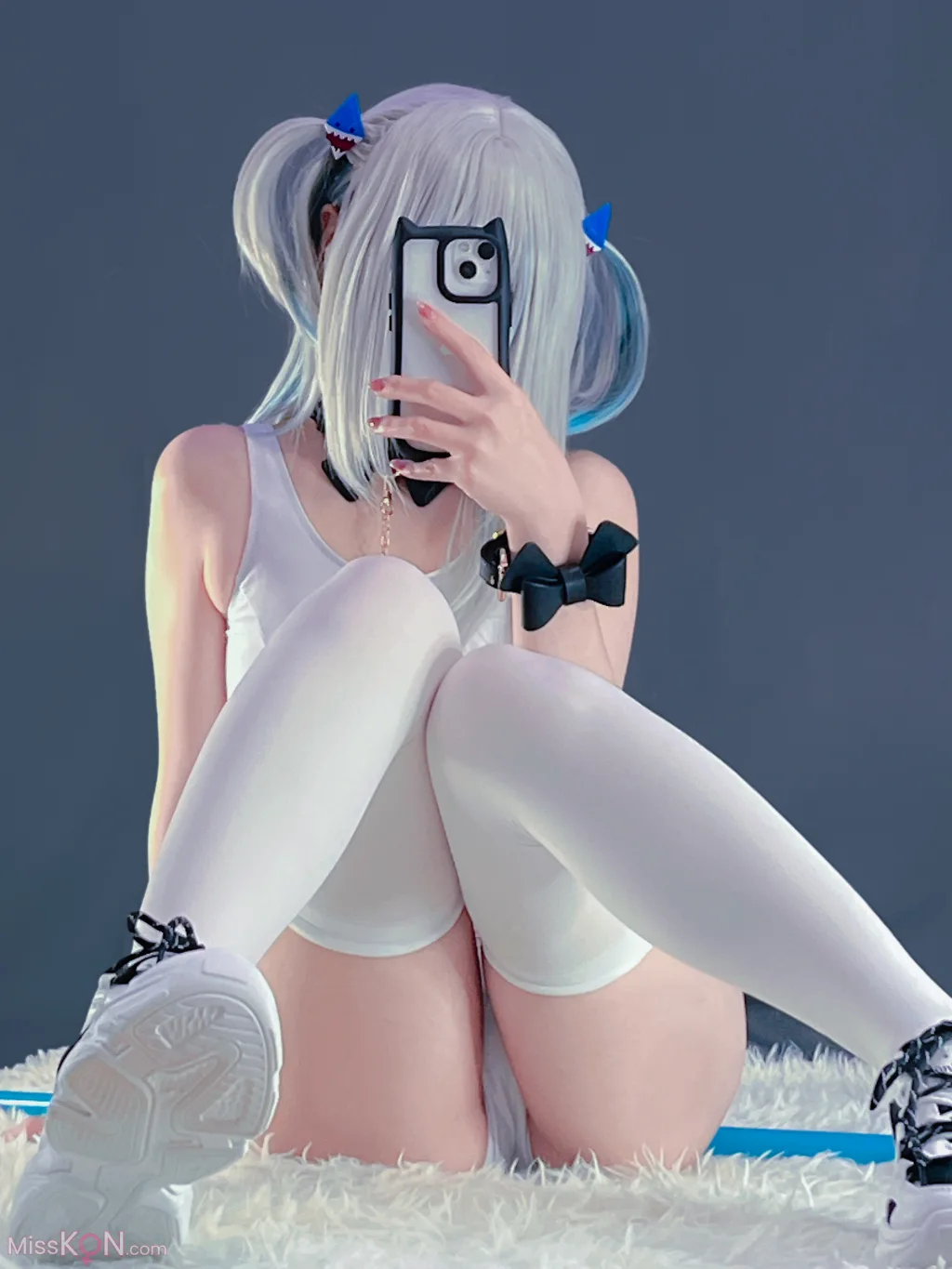 Coser@Ayame base: Gura 泳装 (34 photos + 4 videos) – Page 2