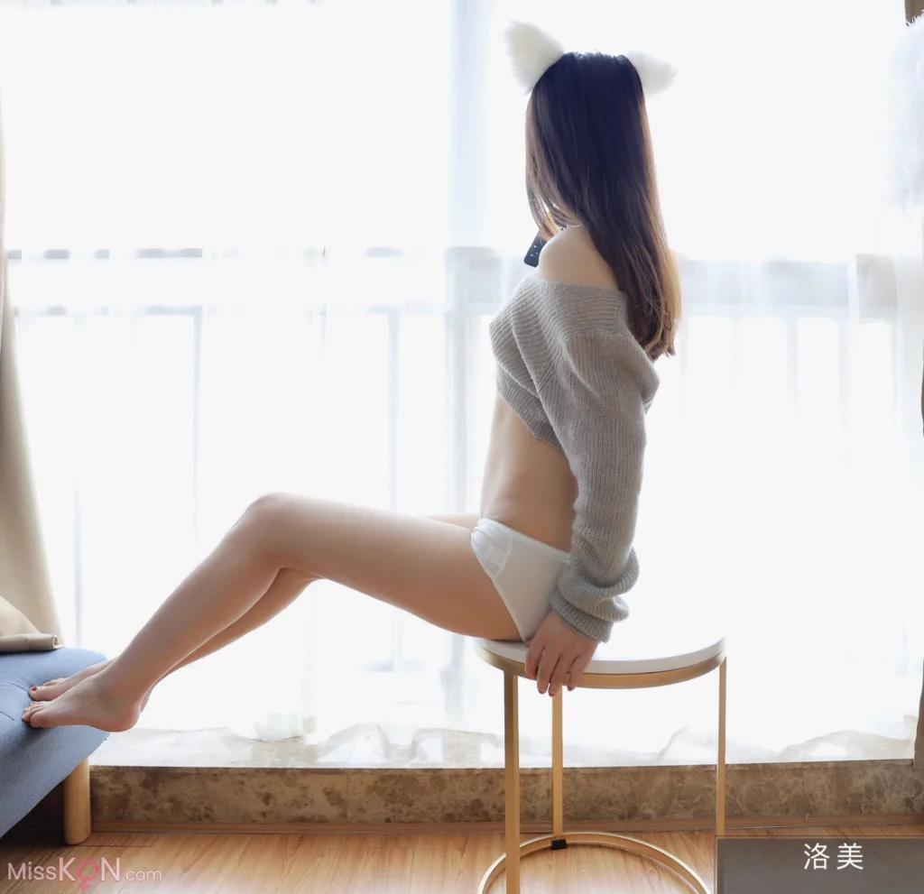 Coser@洛美: 小狐狸 (36 photos)