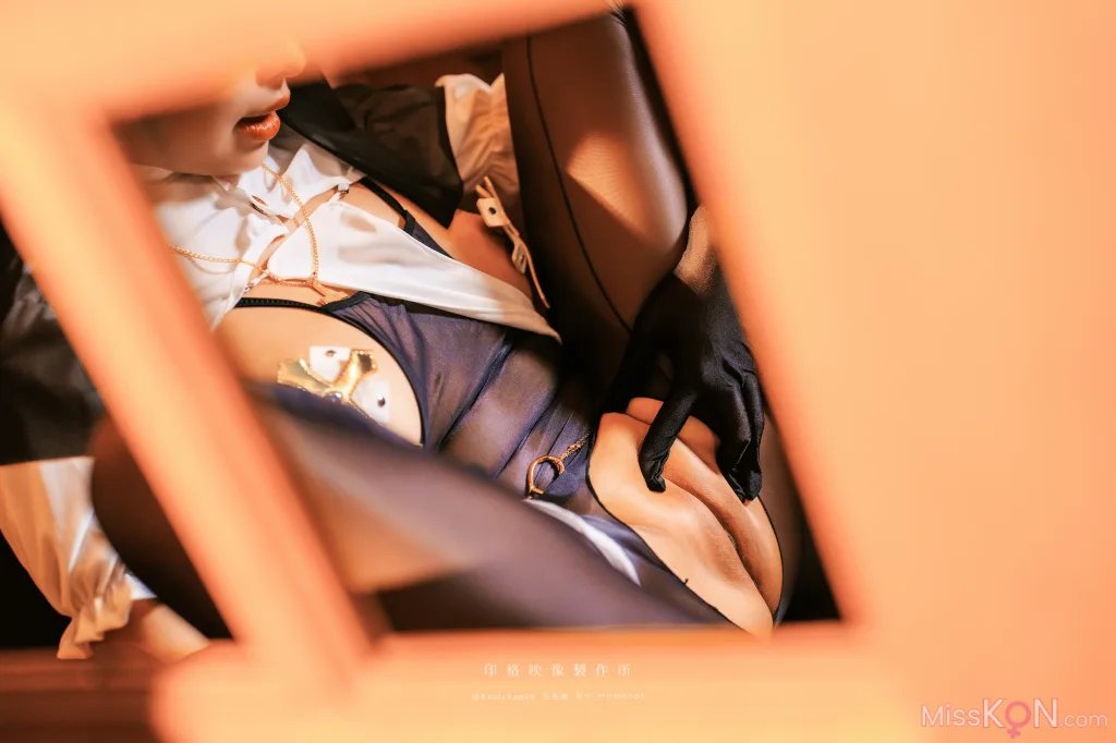Coser@慕慕Momo: 肉體淨化世間罪惡 (60 photos + 1 video)