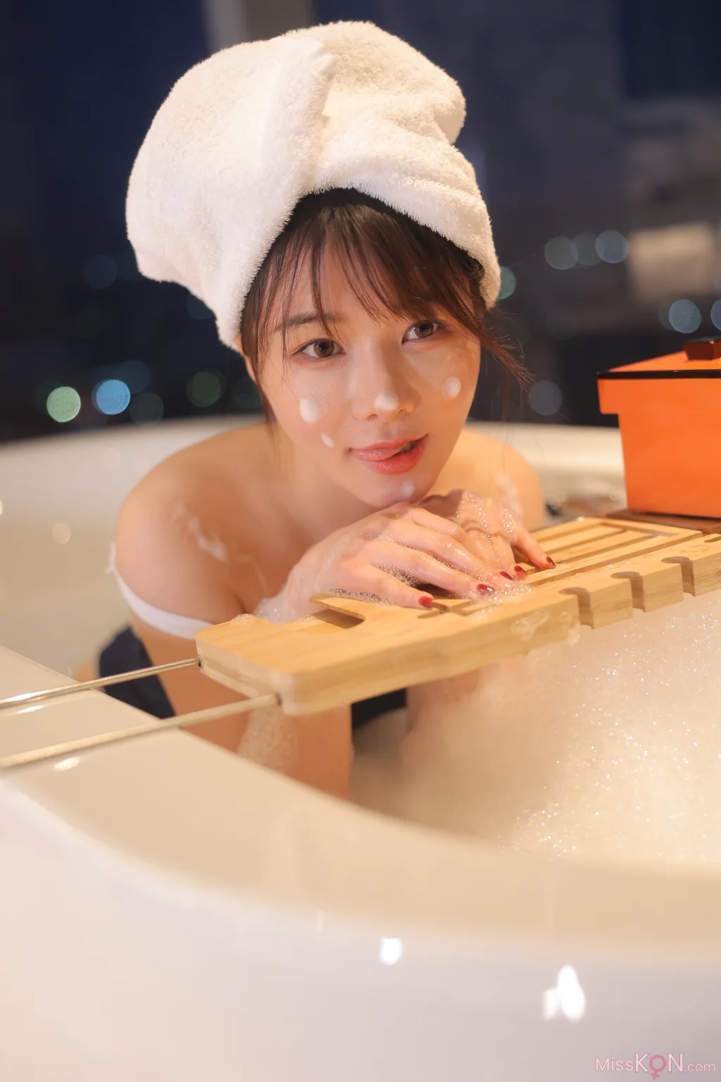 [Private Photoshoot] 绾绾么: R18 秀人网模特 泡泡浴 (733 photos) – Page 2